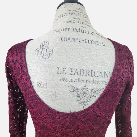 Francesca's Burgundy Bell Sleeved Lace Dress - Size Small - Picture 4 of 13